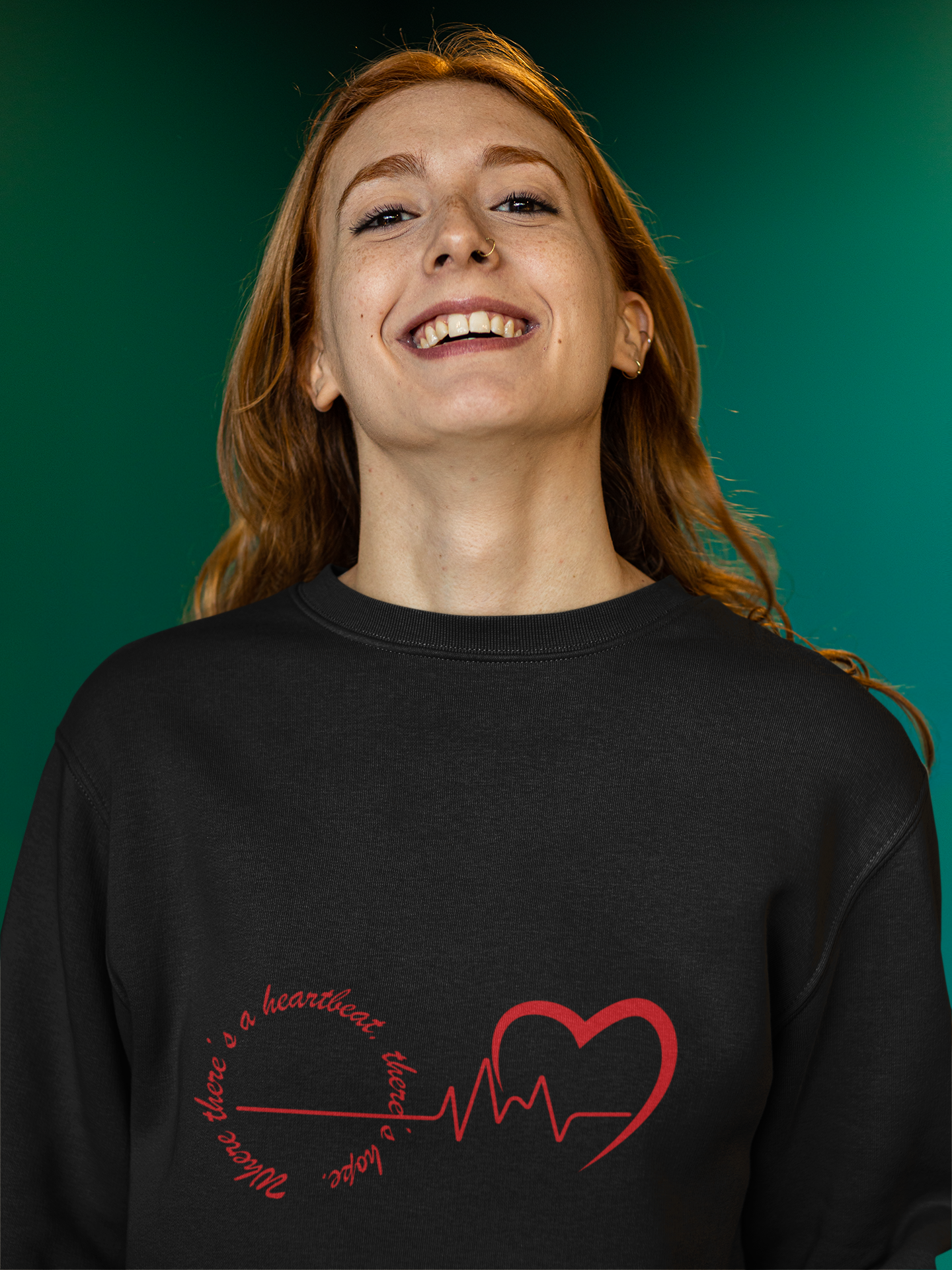 Heartbeat Love Crewneck Sweatshirt – Romantic Unisex Valentine’s Day Sweater, Cozy Gift for Him & Her, Casual Heartbeat Design Apparel